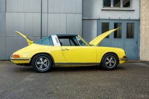 Image 43/48 of Porsche 911 2.2 T (1971)