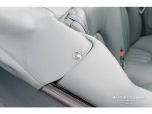 Bild 31/33 von Jaguar XKR (1999)