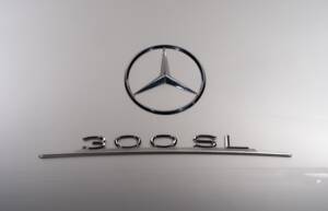 Image 28/47 of Mercedes-Benz 300 SL Roadster (1963)