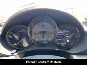 Bild 16/29 von Porsche 718 Cayman GT4 (2019)