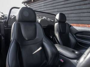 Bild 62/83 von Aston Martin DB 7 Vantage Volante (2001)