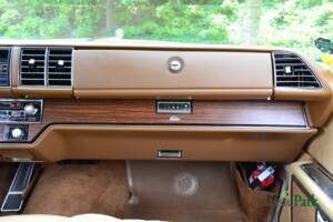 Image 47/50 de Buick Electra 225 Hardtop (1976)