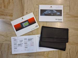 Image 15/16 of Porsche 911 Carrera 4S (2002)
