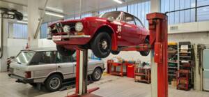 Bild 12/37 von Alfa Romeo Giulia 1300 GT Junior (1974)