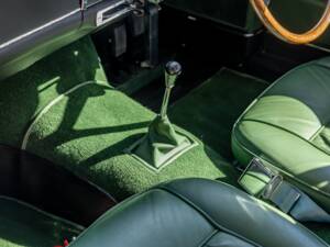 Image 37/62 of Aston Martin DB 4 GT (1960)
