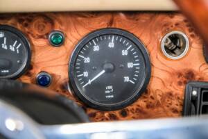 Immagine 13/50 di MG RV8 (1994)