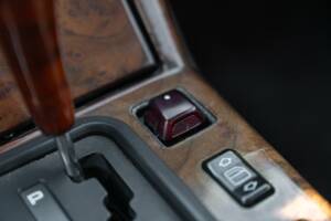 Image 36/50 de Mercedes-Benz 300 SL (1990)