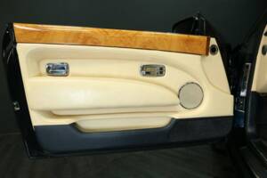 Image 10/49 de Bentley Azure (2006)