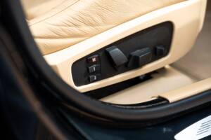 Imagen 53/65 de BMW 545i Touring (2005)