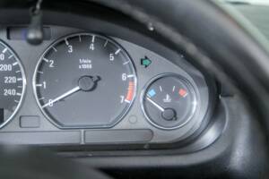 Image 25/50 of BMW Z3 2.2i (2001)