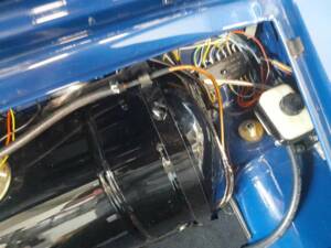 Image 24/83 of Autobianchi Bianchina Convertible (1965)