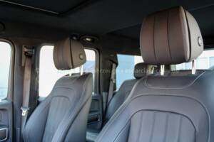 Image 23/32 of Mercedes-Benz G 500 (LWB) (2023)