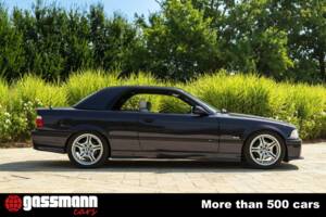 Image 4/15 of BMW 320i (1997)