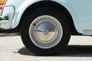Image 18/47 of FIAT 500 L (1971)