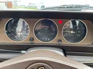 Imagen 9/15 de Peugeot 504 V6 Coupe (1980)