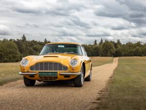 Bild 22/62 von Aston Martin DB 6 Mk II (1970)