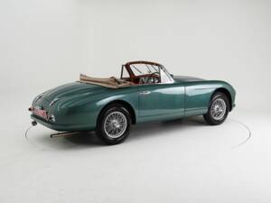 Afbeelding 2/15 van Aston Martin DB 2 Vantage DHC (1952)