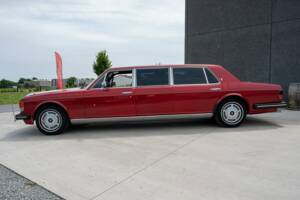 Image 2/15 of Rolls-Royce Silver Spur (1982)