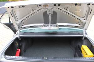 Image 16/32 de BMW 325ix (1990)