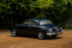 Image 17/50 of Jaguar Mk II 3.8 (1962)