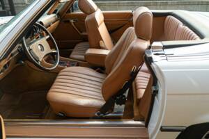 Image 28/50 de Mercedes-Benz 300 SL (1986)