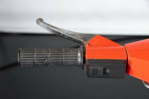 Image 8/30 of Piaggio DUMMY (1982)