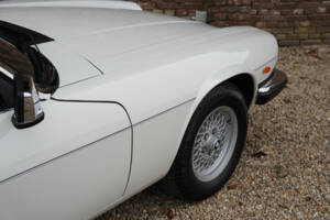 Image 37/50 of Jaguar XJS 5.3 V12 (1988)