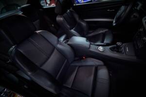 Image 75/100 of BMW M3 (2006)