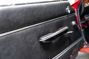 Bild 7/32 von Alfa Romeo Giulia 1600 GT Junior (1972)