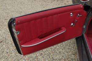 Image 24/50 of Mercedes-Benz 190 SL (1959)