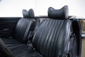 Image 24/43 of Mercedes-Benz 350 SL (1978)