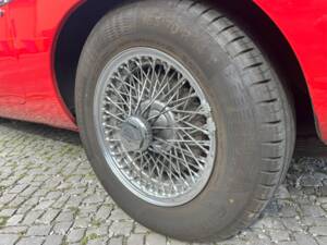 Image 24/81 de MG MGB (1976)