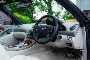 Image 48/56 de Mercedes-Benz SL 65 AMG (2004)