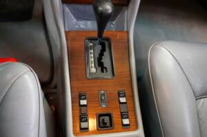 Immagine 37/42 di Mercedes-Benz 500 SEL (1982)