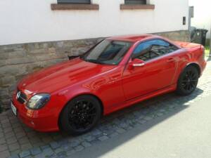 Image 4/25 of Mercedes-Benz SLK 320 (2003)