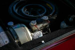 Immagine 15/50 di De Tomaso Pantera GT5 (1984)