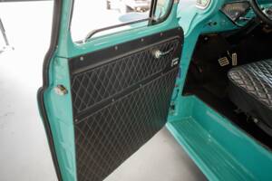 Bild 17/38 von Chevrolet Apache Stepside (1958)