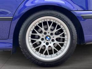 Afbeelding 18/31 van BMW 528i (1997)