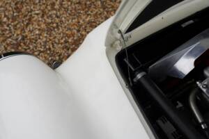 Afbeelding 14/50 van Aston Martin DB 4 (1961)