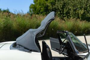 Bild 36/50 von Jaguar E-Type (1968)