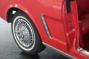 Image 46/50 of Ford Mustang 289 (1964)