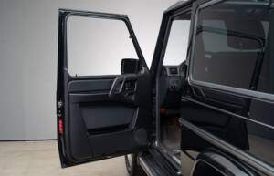 Immagine 20/36 di Mercedes-Benz G 500 (SWB) (2011)