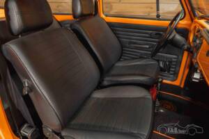 Image 17/19 of Volkswagen Beetle 1600 (1972)