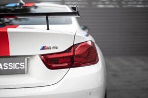Image 59/67 of BMW M4 GTS "DTM Champion Edition" (2016)