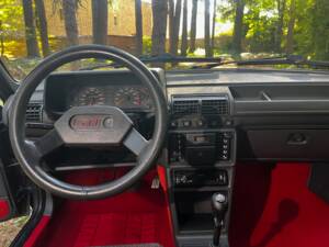 Bild 31/39 von Peugeot 205 GTi 1.6 (1986)