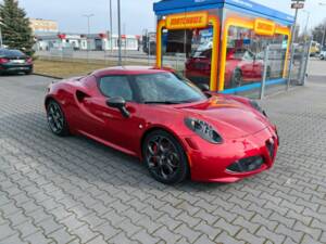 Image 1/5 de Alfa Romeo 4C (2015)