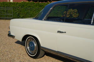 Image 38/50 of Mercedes-Benz 280 SE (1968)