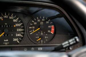 Image 24/50 of Mercedes-Benz 560 SEC 6.0 AMG (1989)