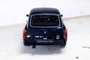 Image 10/41 of MG MGB GT V8 (1976)