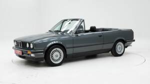 Afbeelding 1/15 van BMW 325i (1988)
